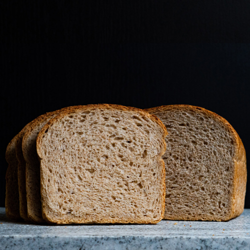 Grijs zoutloos brood (diepvries)